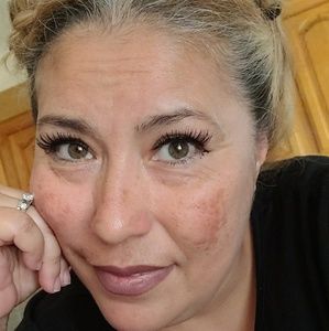 Meet your Posher, Sonia